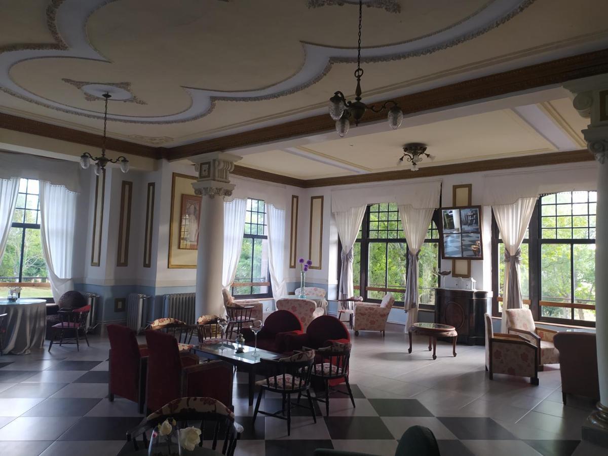 Balneario De Corconte Hotel Cabanas de Virtus Luaran gambar